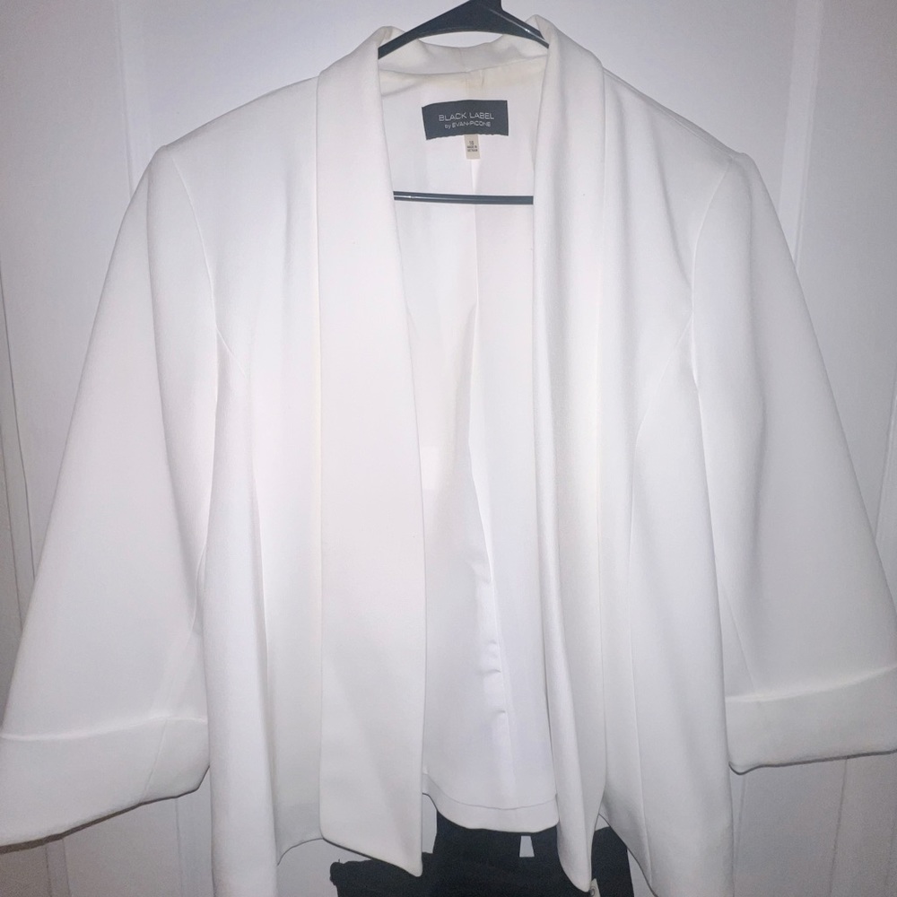 3/4 length sleeve, lined, dry clean only.